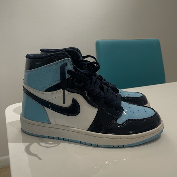 jordan 1 blue chills